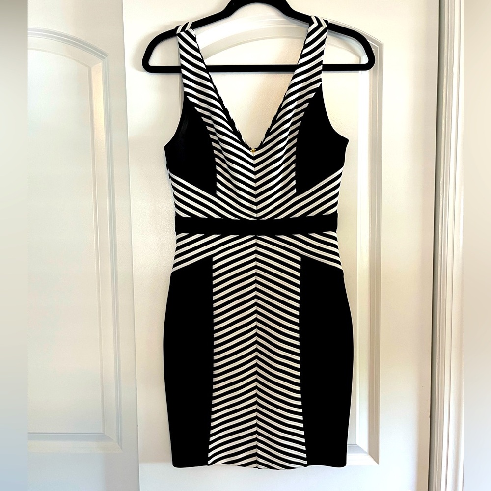 Like New Guess Dress